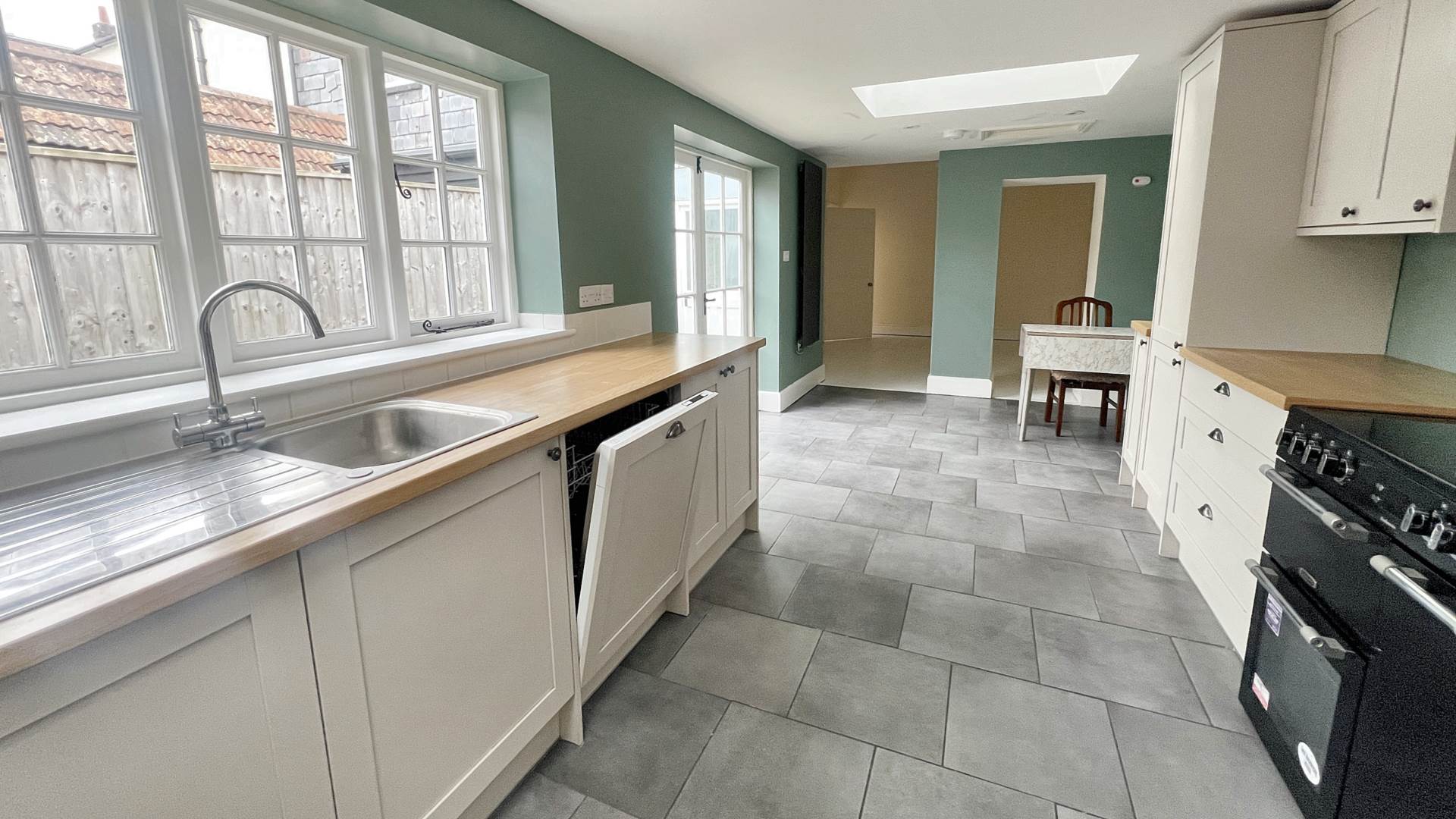 Additional Property Image 3 bedroom Terraced to rent in Chard 4