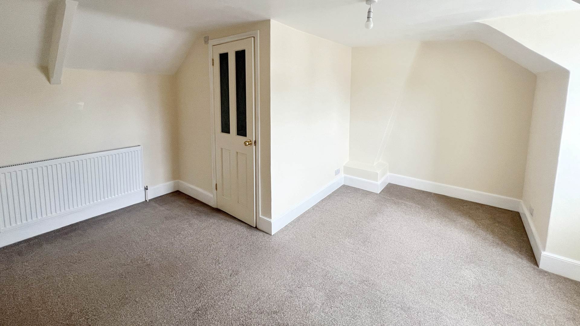 Additional Property Image 3 bedroom Terraced to rent in Chard 9