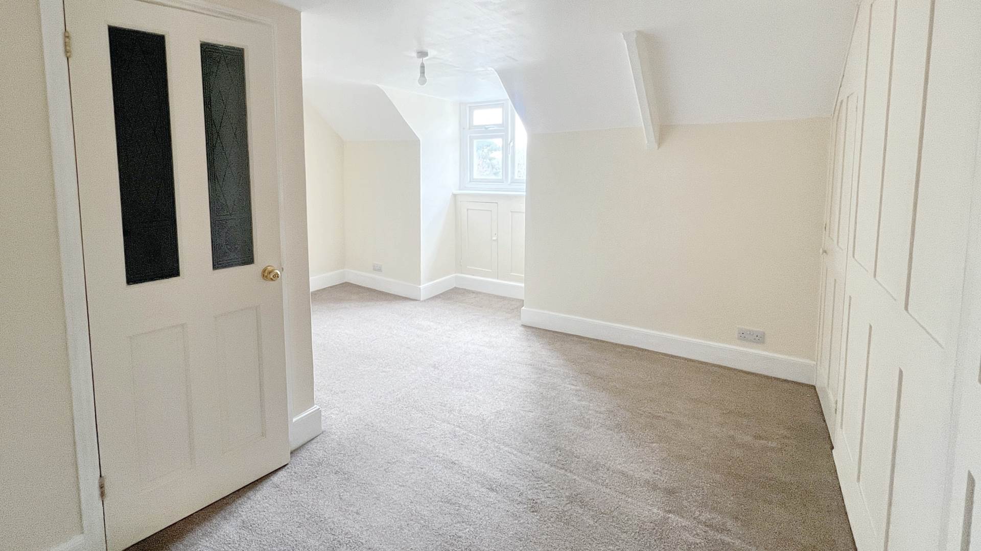 Additional Property Image 3 bedroom Terraced to rent in Chard 10