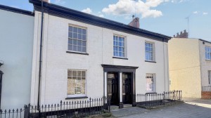 3 bedroom Terraced to rent in Chard