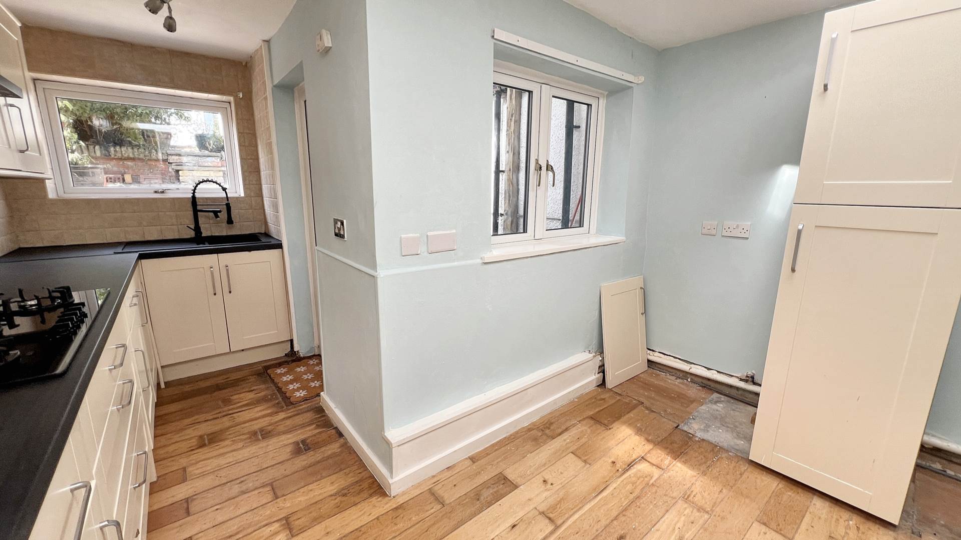 Additional Property Image 1 bedroom Terraced for sale in Chard 3