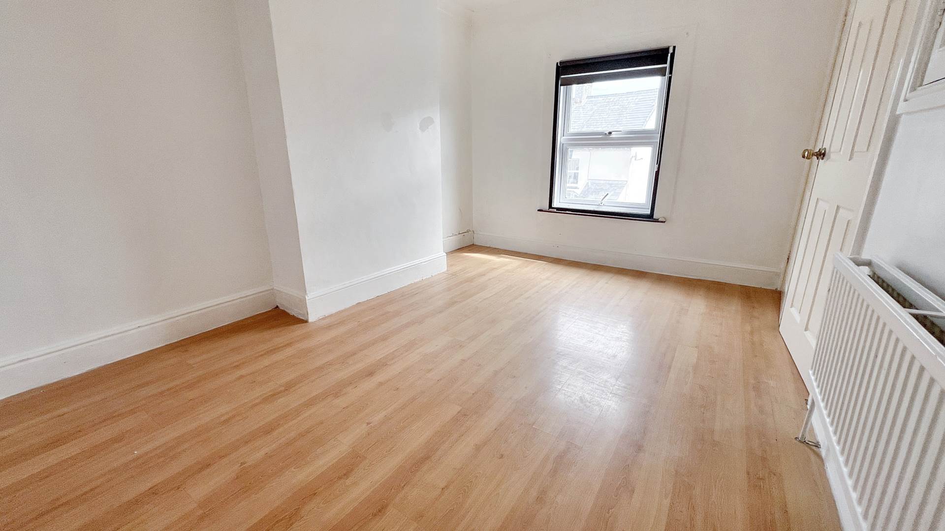 Additional Property Image 1 bedroom Terraced for sale in Chard 9