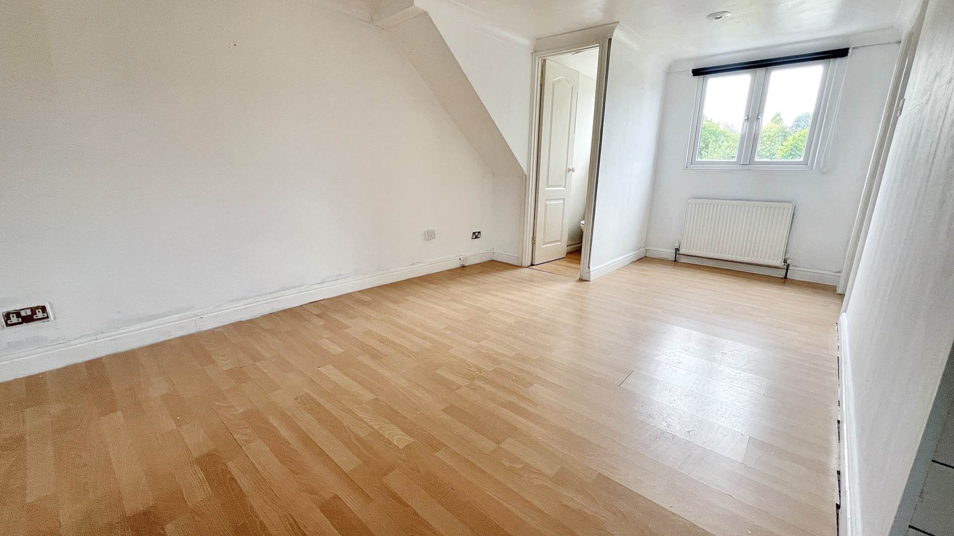 Additional Property Image 1 bedroom Terraced for sale in Chard 13