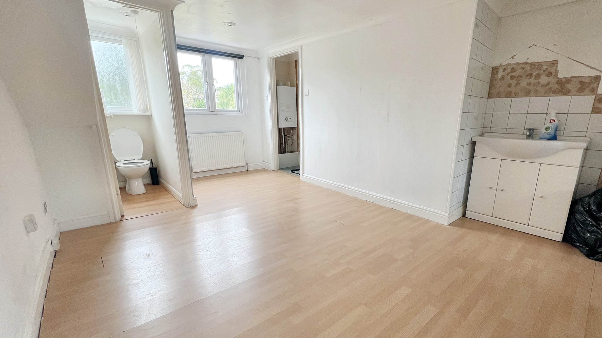 Additional Property Image 1 bedroom Terraced for sale in Chard 14