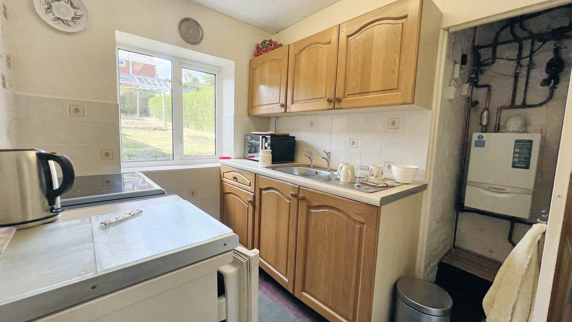 Additional Property Image 3 bedroom Terraced for sale in Ilminster 8