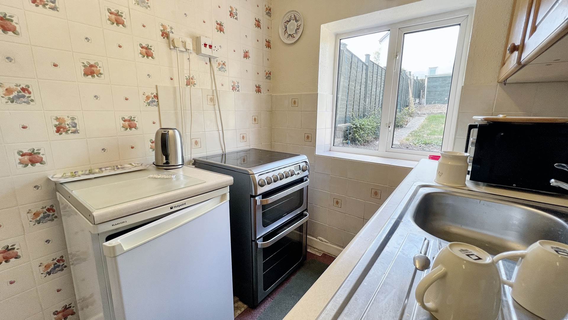 Additional Property Image 3 bedroom Terraced for sale in Ilminster 9