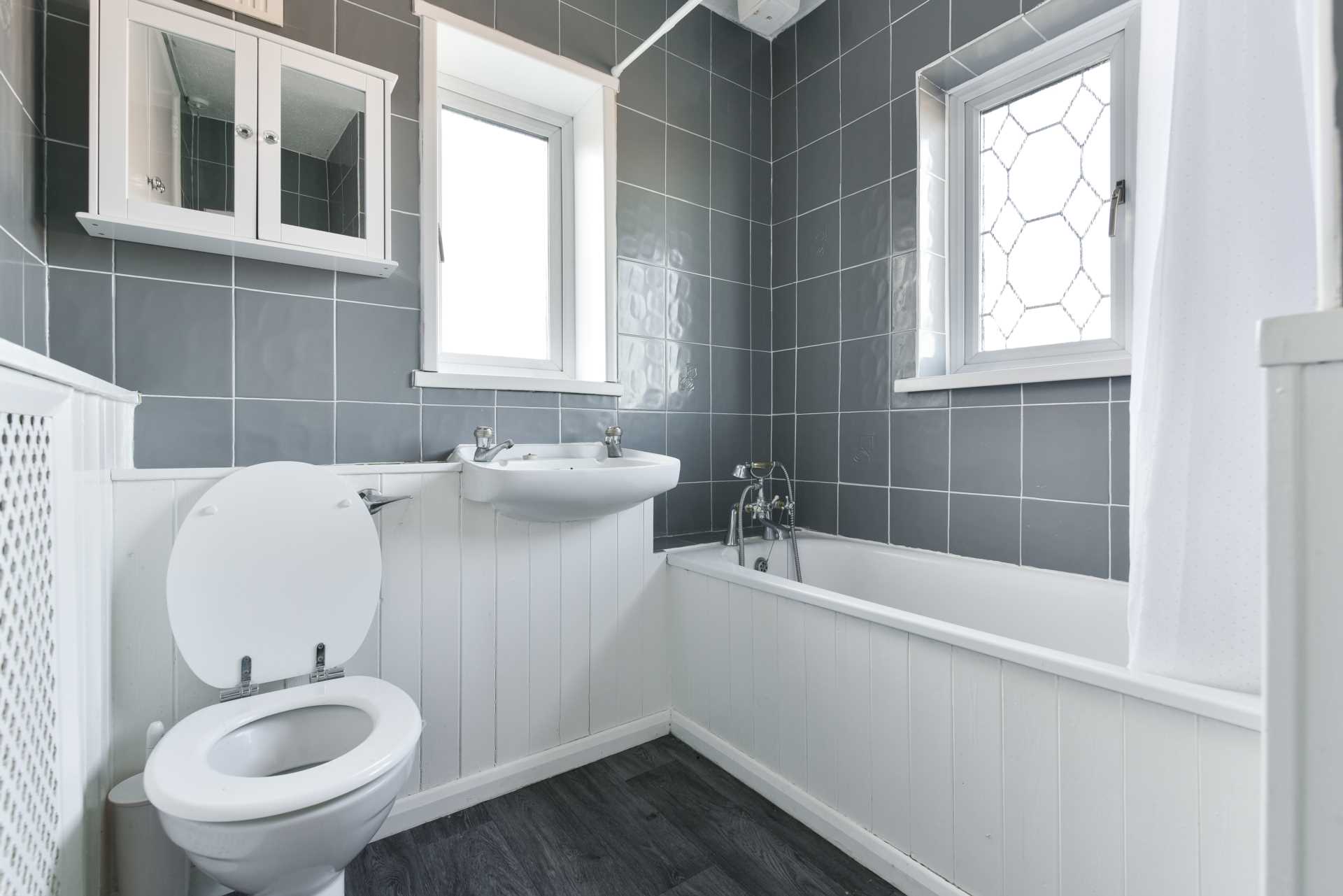Additional Property Image 3 bedroom Semi Detached to rent in Banstead 5