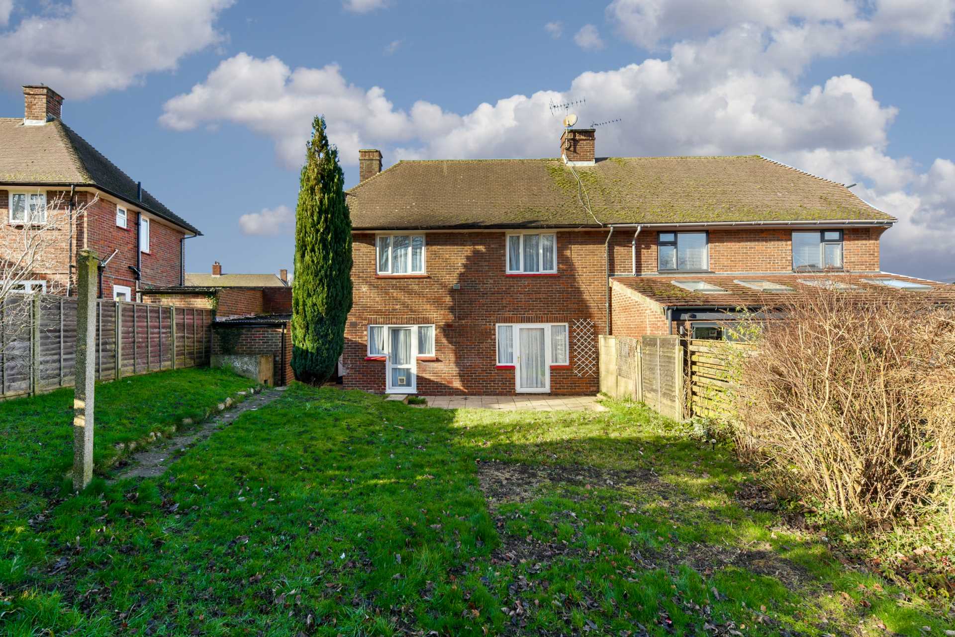 Additional Property Image 3 bedroom Semi Detached to rent in Banstead 10