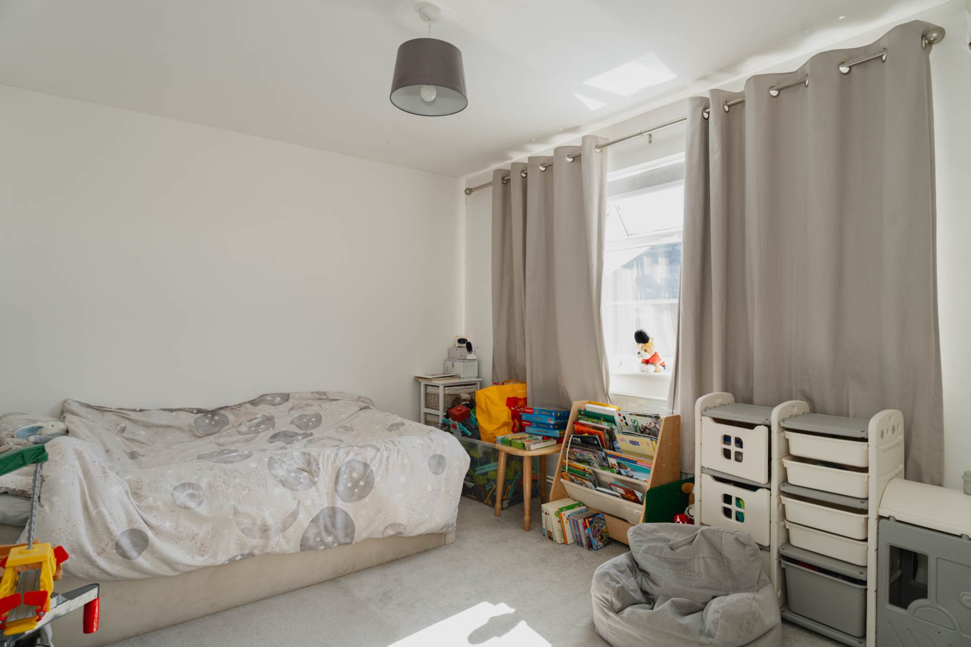 Additional Property Image 2 bedroom Flat to rent in Tadworth 5