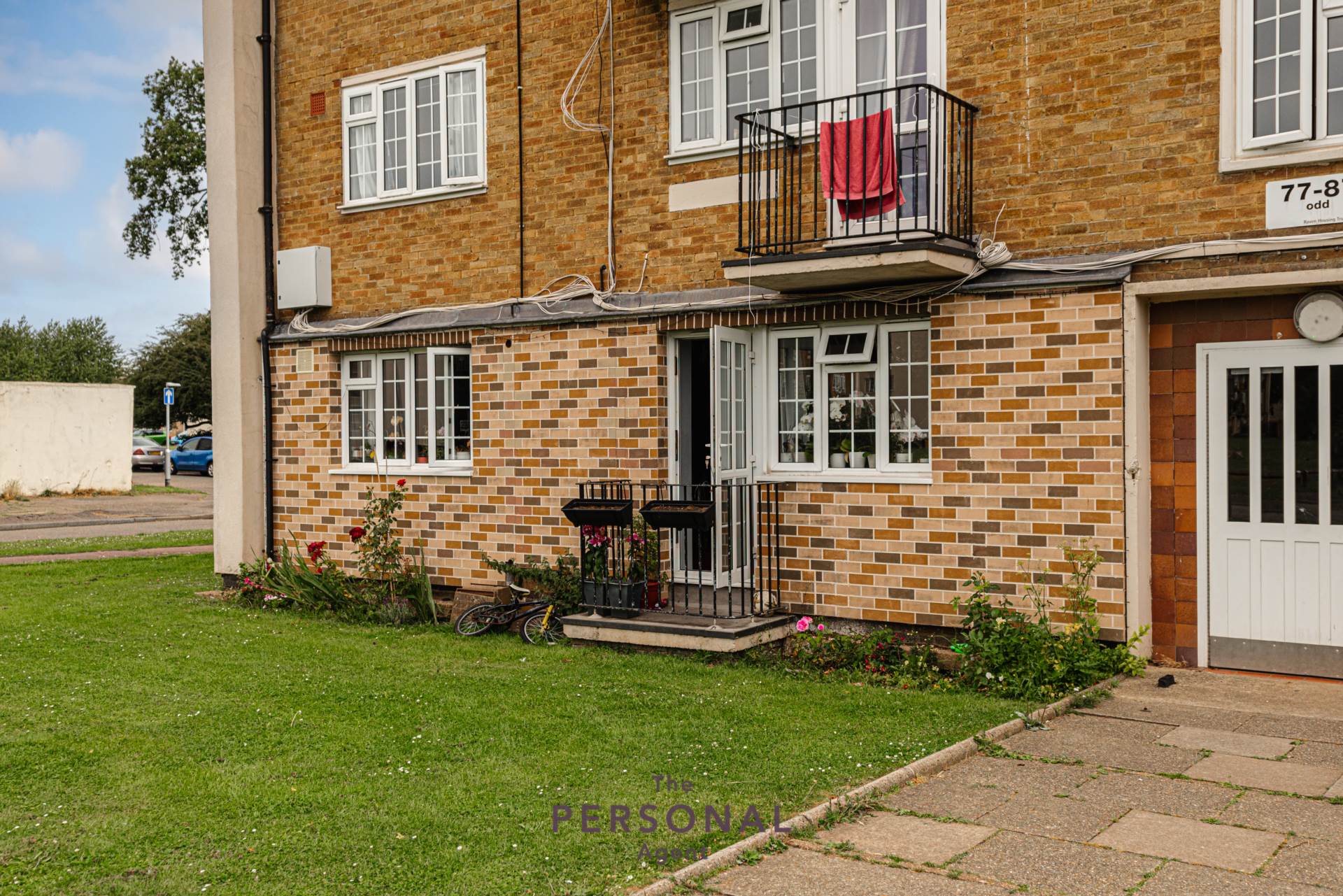 Additional Property Image 2 bedroom Flat to rent in Tadworth 8