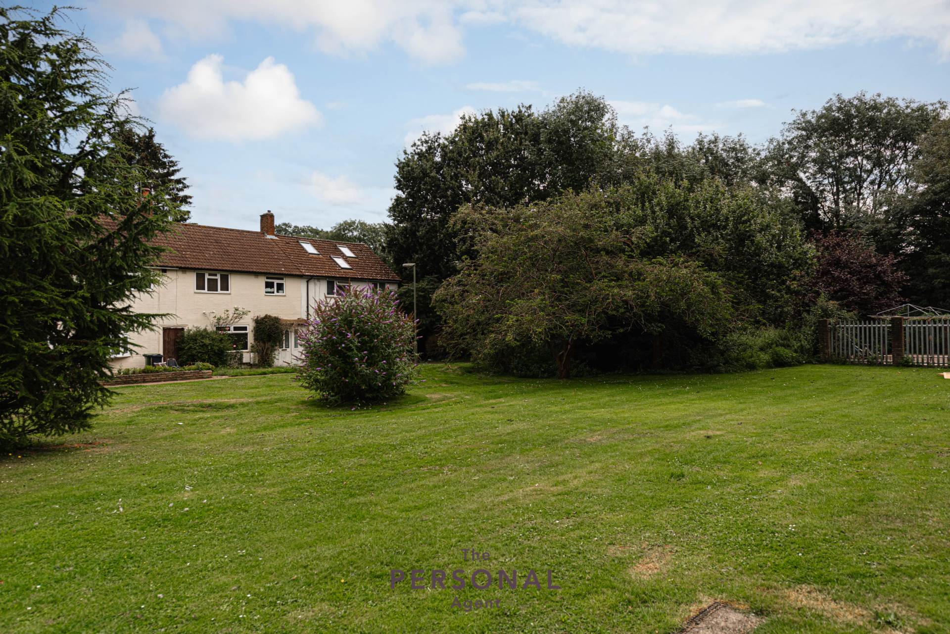 Additional Property Image 2 bedroom Flat to rent in Tadworth 9