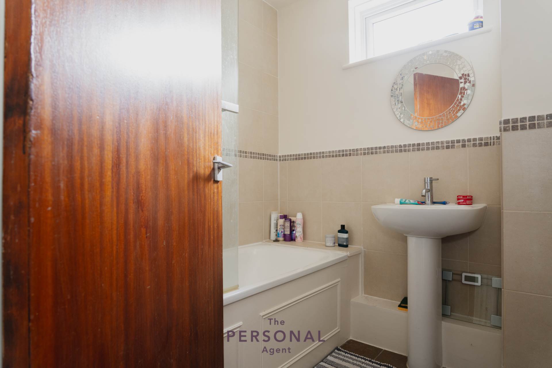 Additional Property Image 2 bedroom Flat to rent in Sutton 3