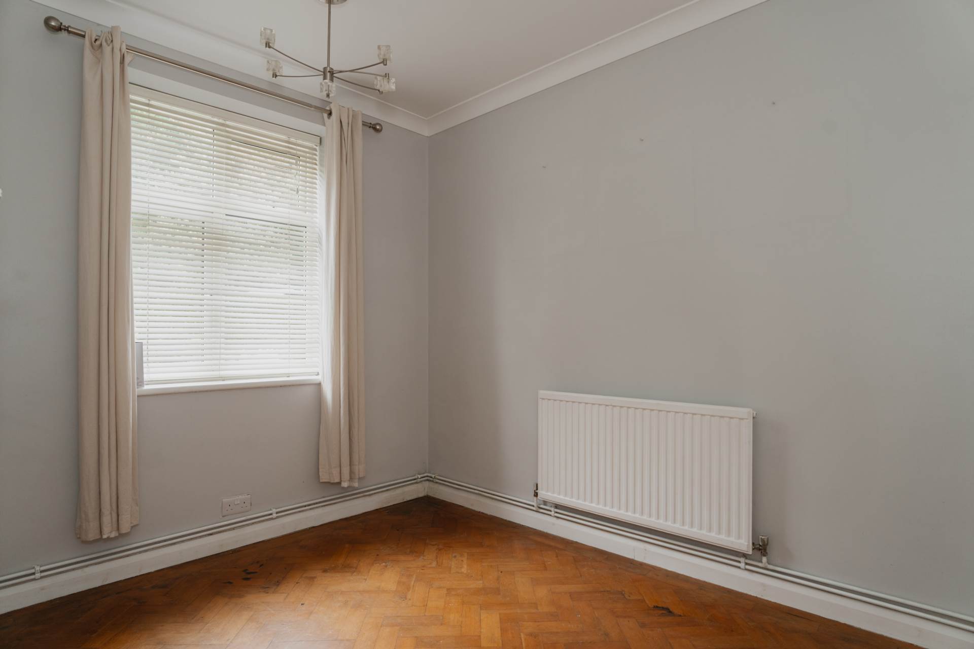 Additional Property Image 2 bedroom Flat to rent in Sutton 8