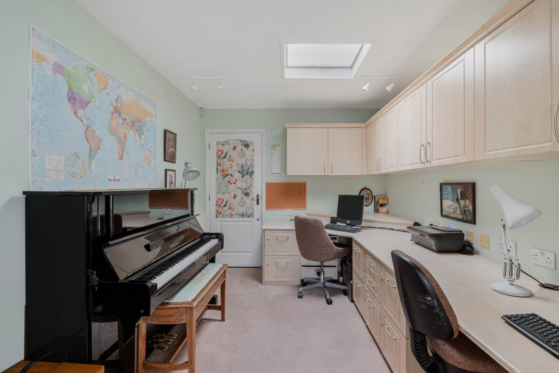 Additional Property Image 5 bedroom Detached to rent in Tadworth 17