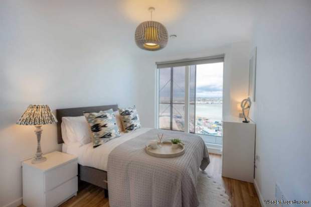 Additional Property Image 2 bedroom Apartment for sale in Chatham 3