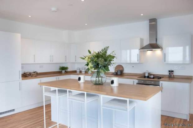 Additional Property Image 3 bedroom Apartment for sale in Chatham 3