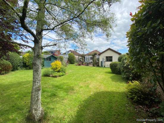Additional Property Image 3 bedroom Detached Bungalow for sale in Taunton 17