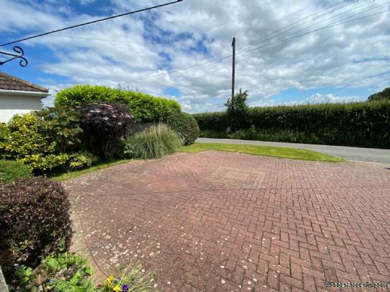 Additional Property Image 3 bedroom Detached Bungalow for sale in Taunton 20