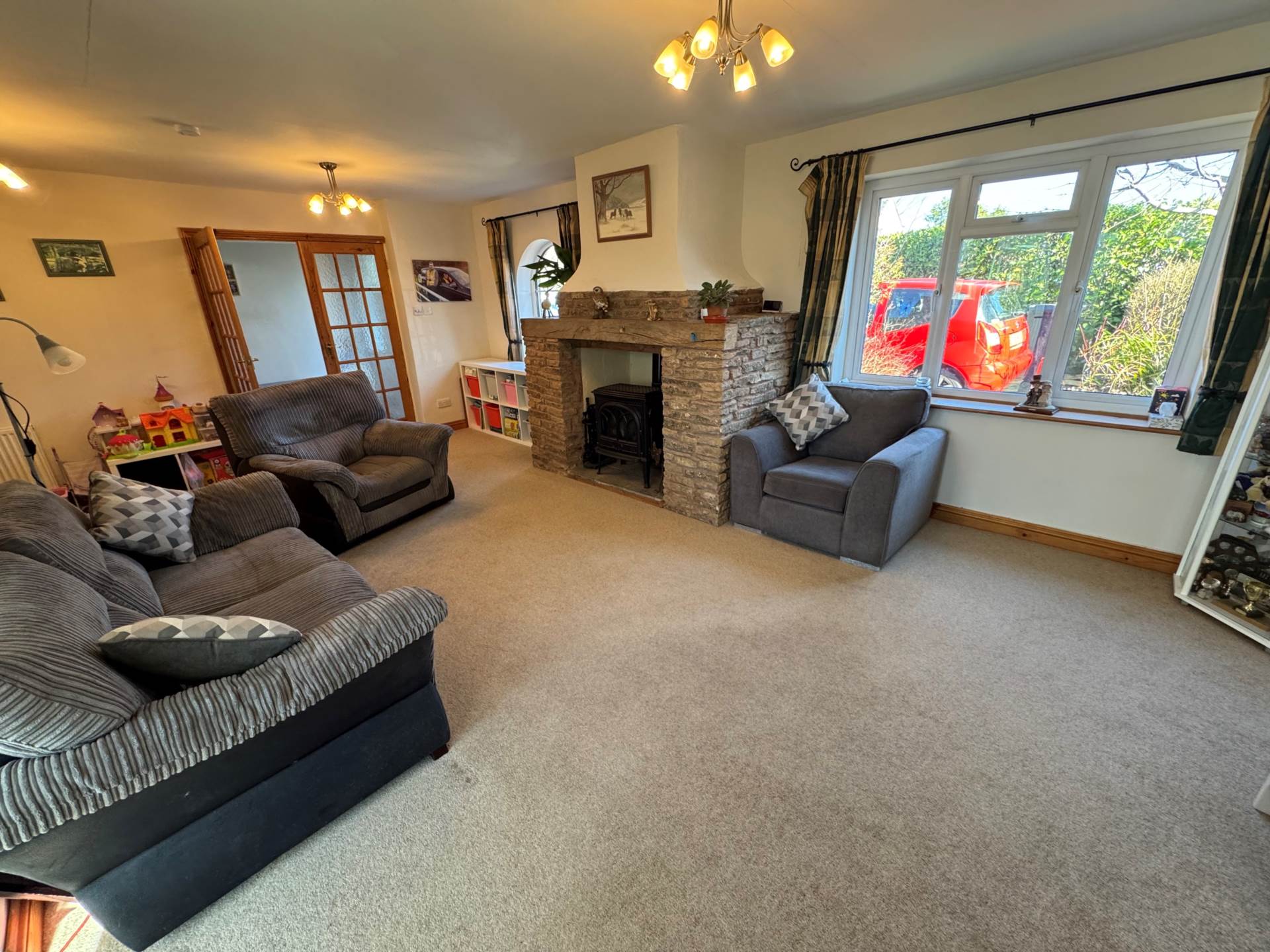 Additional Property Image 3 bedroom Detached Bungalow for sale in Taunton 4