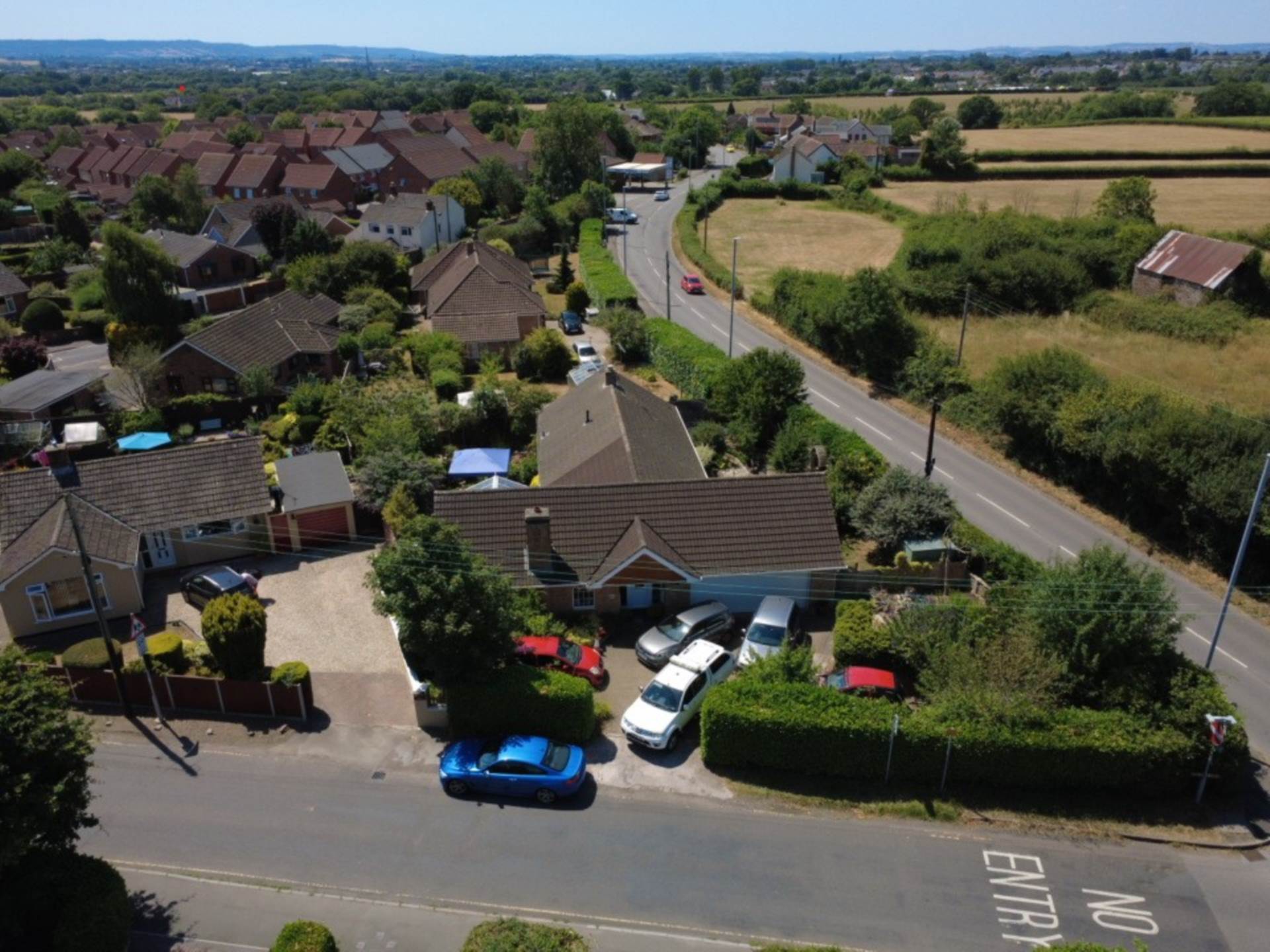 Additional Property Image 3 bedroom Detached Bungalow for sale in Taunton 21