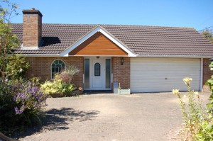 3 bedroom Detached Bungalow for sale in Taunton
