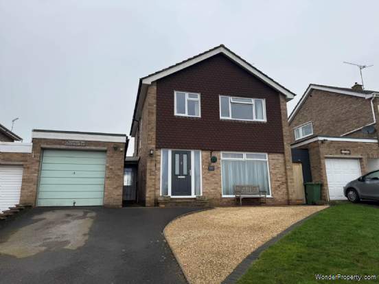 4 bedroom House for sale in Taunton