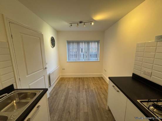 Additional Property Image 4 bedroom Semi Detached for sale in Taunton 5