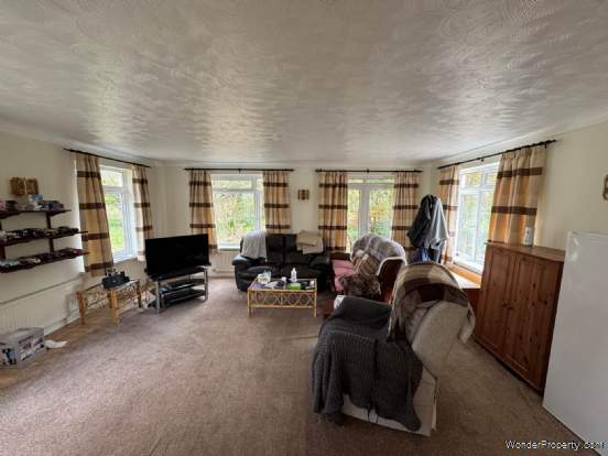 Additional Property Image 3 bedroom Detached Bungalow for sale in Taunton 4