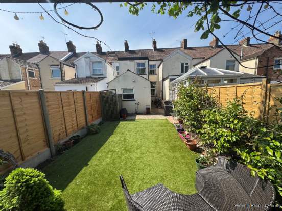 Additional Property Image 2 bedroom Terraced for sale in Taunton 5