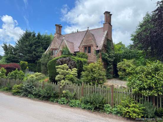 Additional Property Image 3 bedroom Detached for sale in Taunton 3