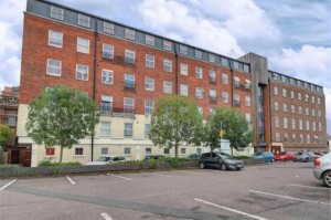 2 bedroom Flat for sale in Taunton