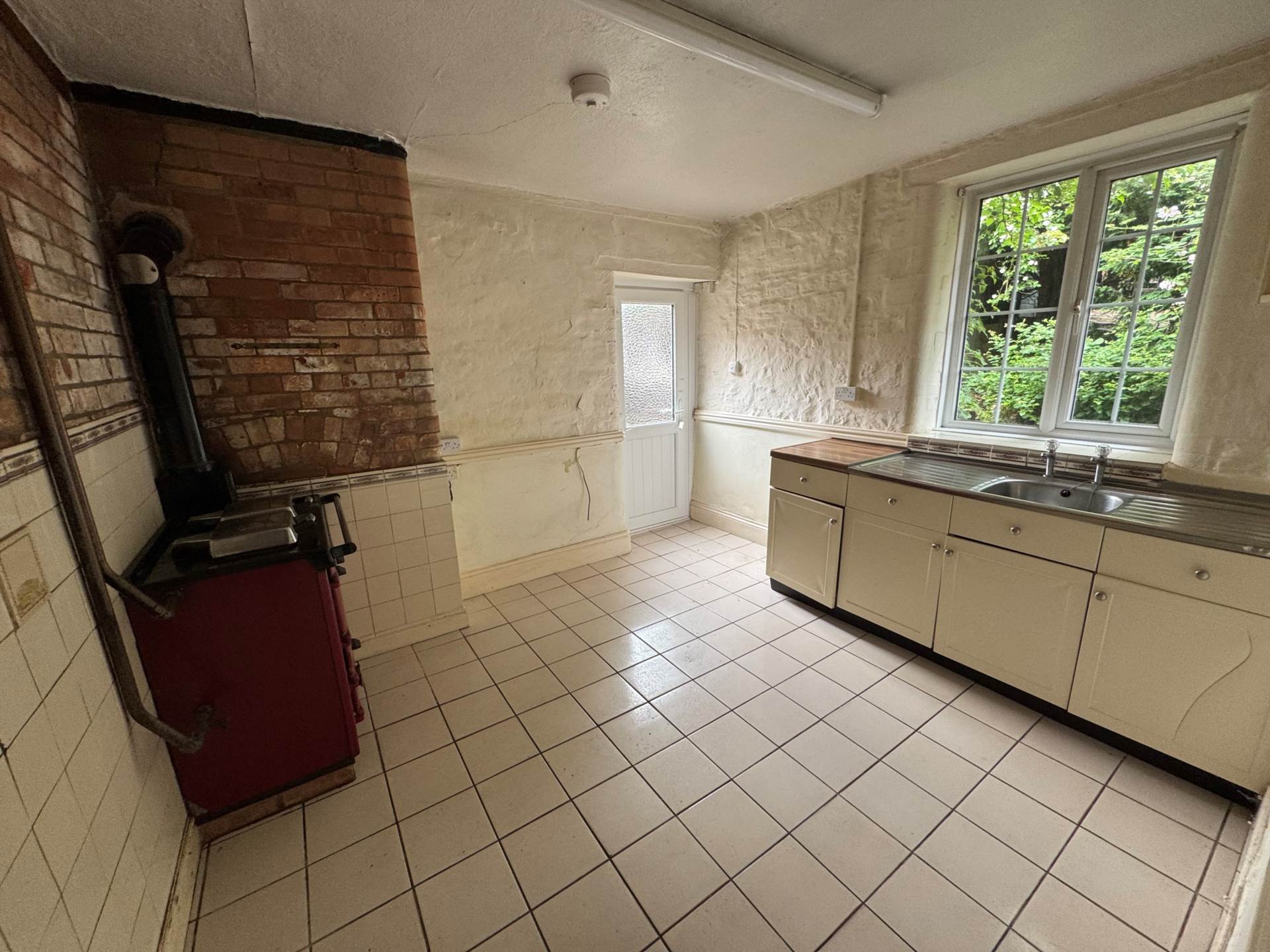 Additional Property Image 3 bedroom Cottage for sale in Taunton 3