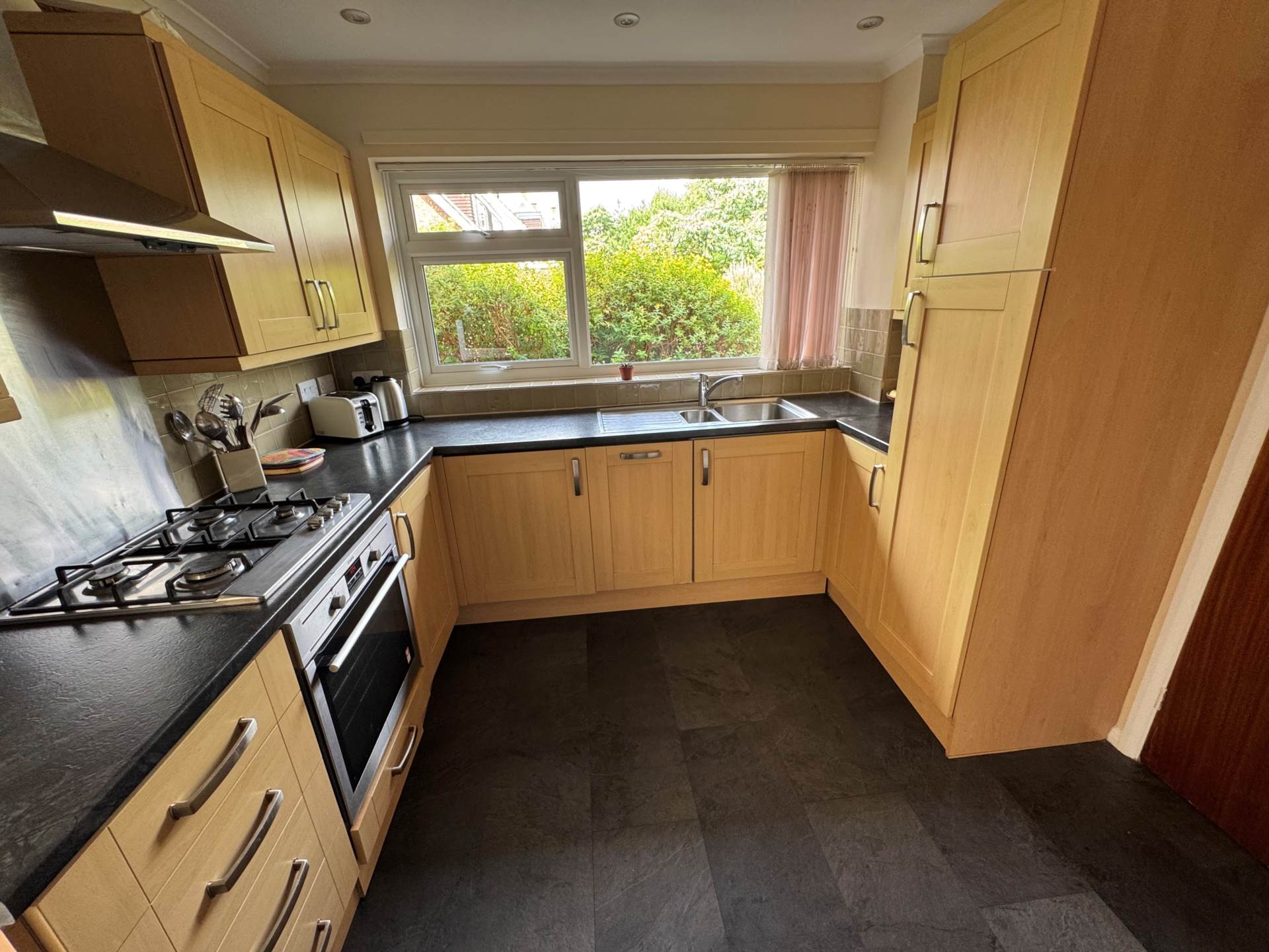 Additional Property Image 3 bedroom Semi Detached for sale in Taunton 5