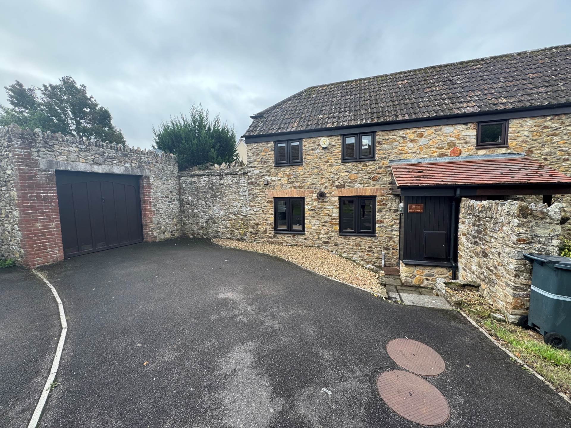 2 bedroom Semi Detached for sale in Taunton