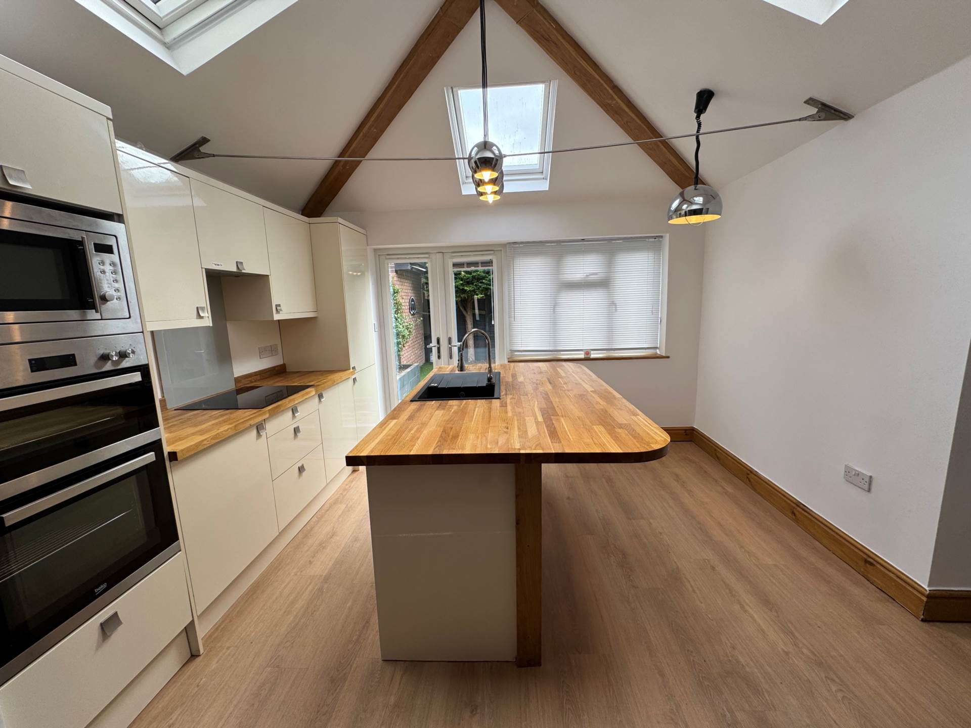 Additional Property Image 4 bedroom Semi Detached for sale in Taunton 5