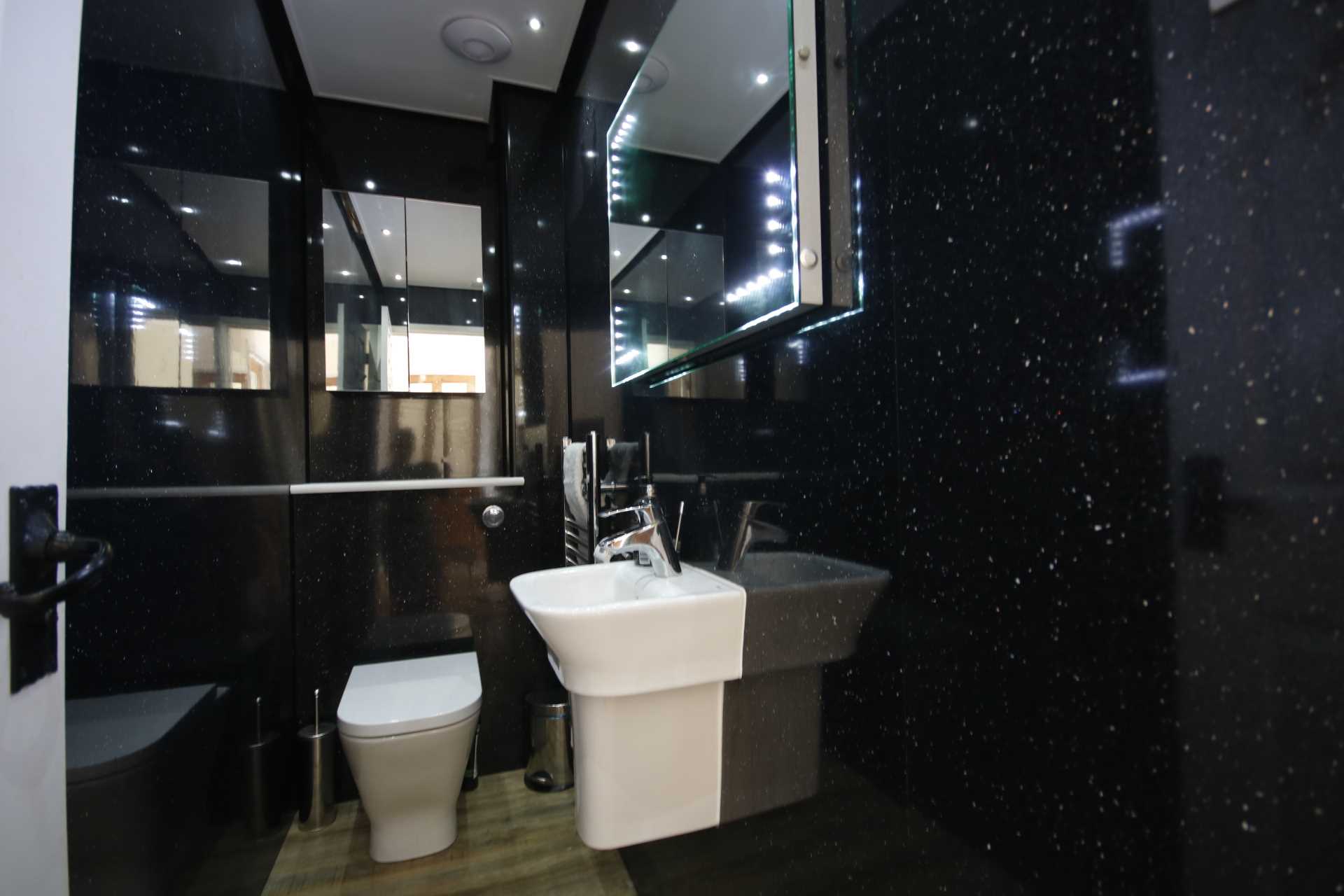 Additional Property Image 5 bedroom Detached for sale in Wimborne 10