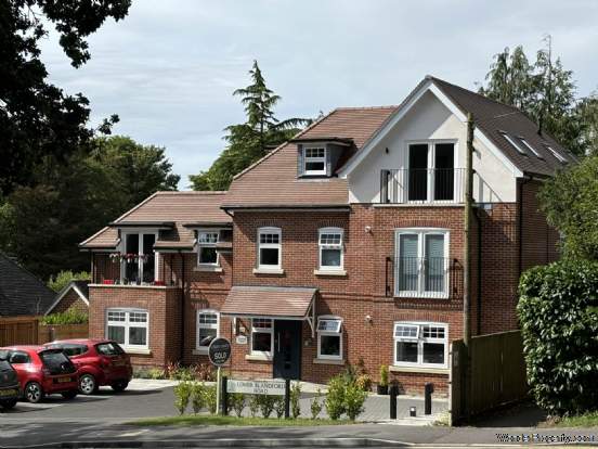 2 bedroom Penthouse for sale in Broadstone