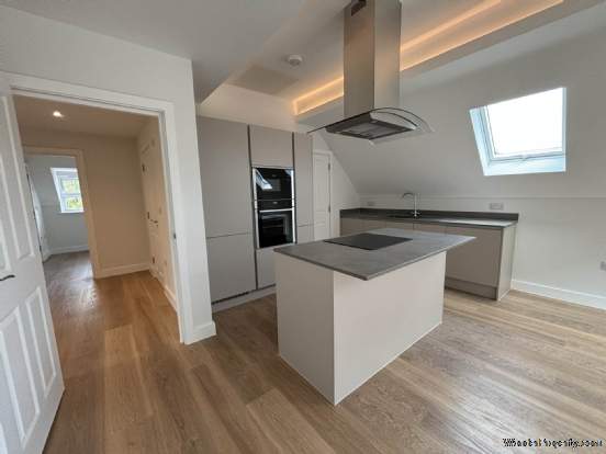 Additional Property Image 2 bedroom Penthouse for sale in Broadstone 3