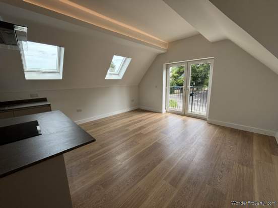 Additional Property Image 2 bedroom Penthouse for sale in Broadstone 4