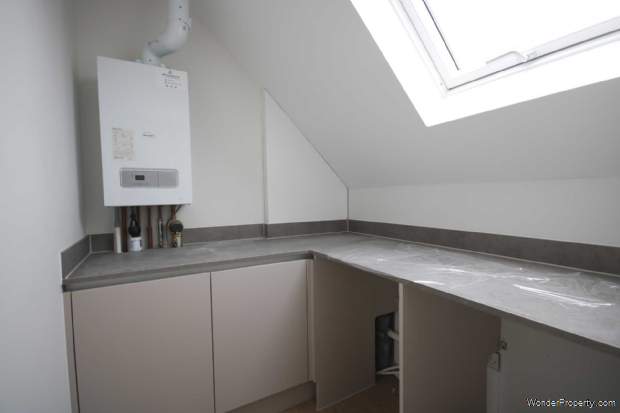 Additional Property Image 2 bedroom Penthouse for sale in Broadstone 6