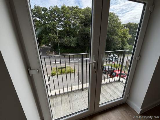 Additional Property Image 2 bedroom Penthouse for sale in Broadstone 12