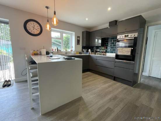 Additional Property Image 3 bedroom Detached Bungalow for sale in Bournemouth 8
