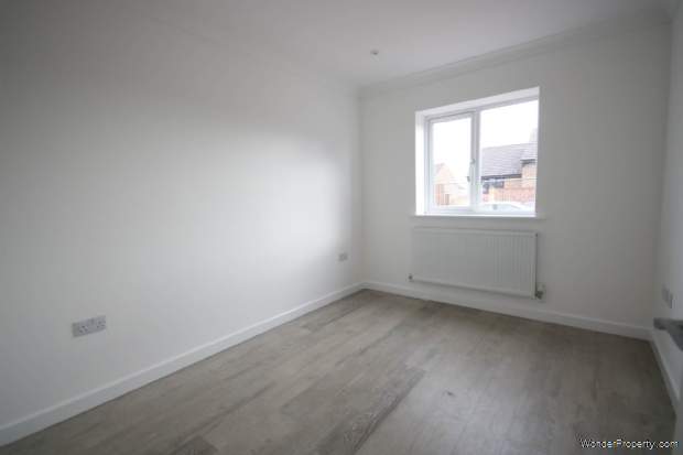 Additional Property Image 2 bedroom Detached Bungalow for sale in Bournemouth 5