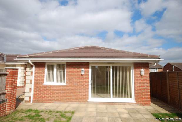 Additional Property Image 2 bedroom Detached Bungalow for sale in Bournemouth 7