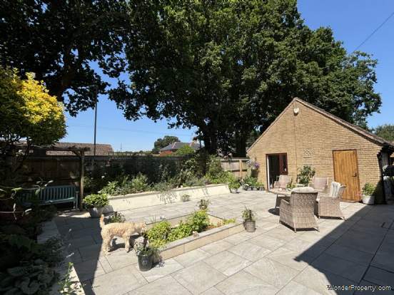 Additional Property Image 4 bedroom Detached for sale in Wimborne 3