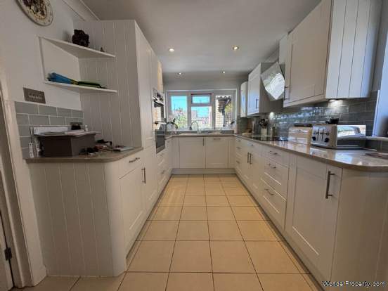 Additional Property Image 4 bedroom Detached for sale in Wimborne 4
