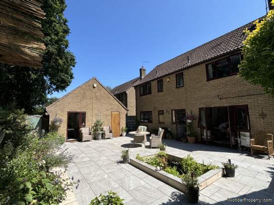 Additional Property Image 4 bedroom Detached for sale in Wimborne 19