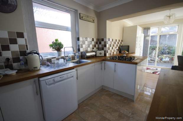 Additional Property Image 3 bedroom Detached Bungalow for sale in Bournemouth 4