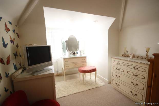 Additional Property Image 3 bedroom Detached Bungalow for sale in Bournemouth 12