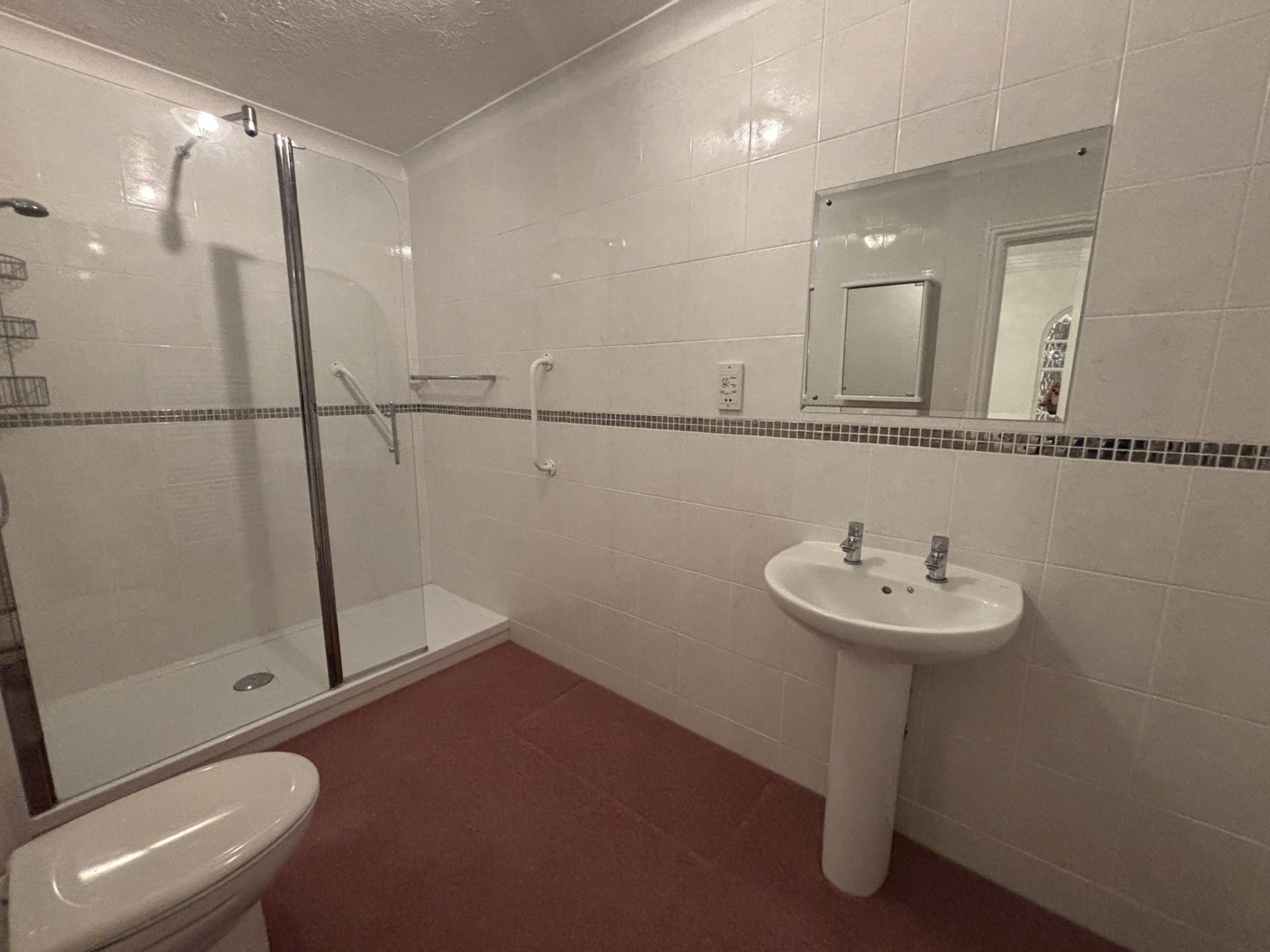 Additional Property Image 2 bedroom Apartment to rent in Ferndown 10